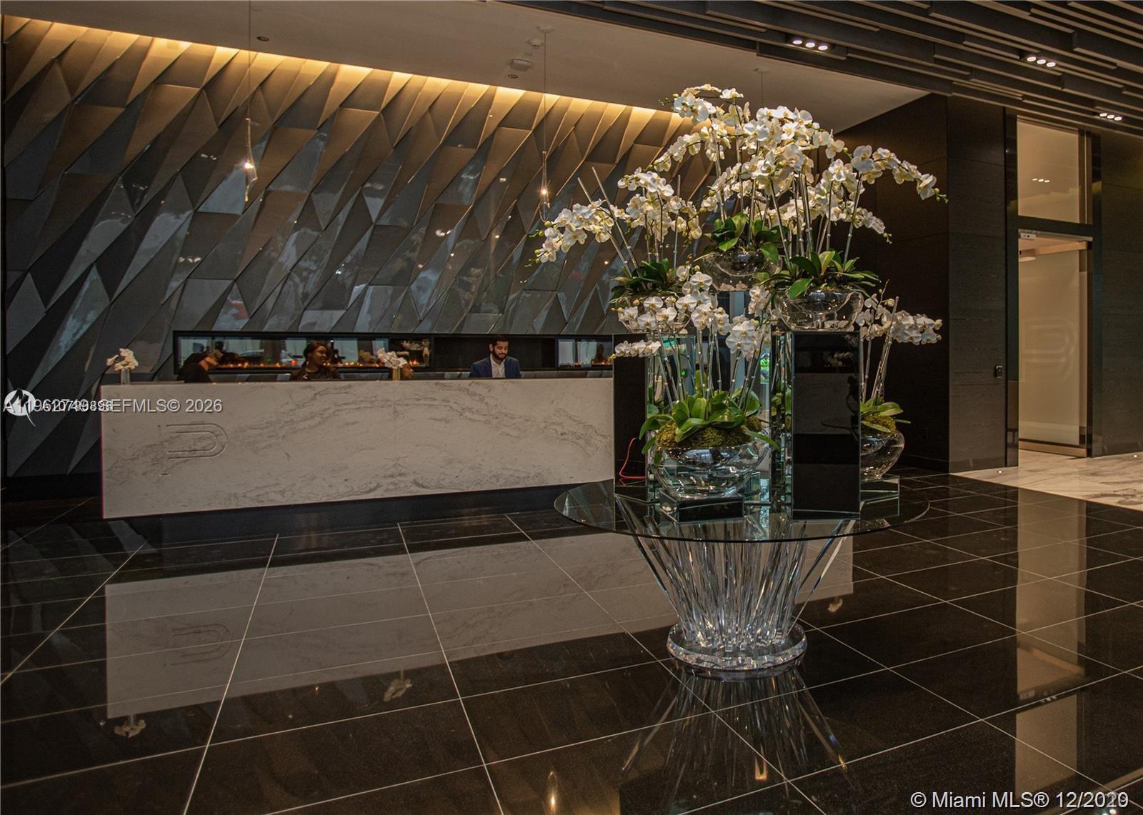 image Paramount Miami Worldcenter17