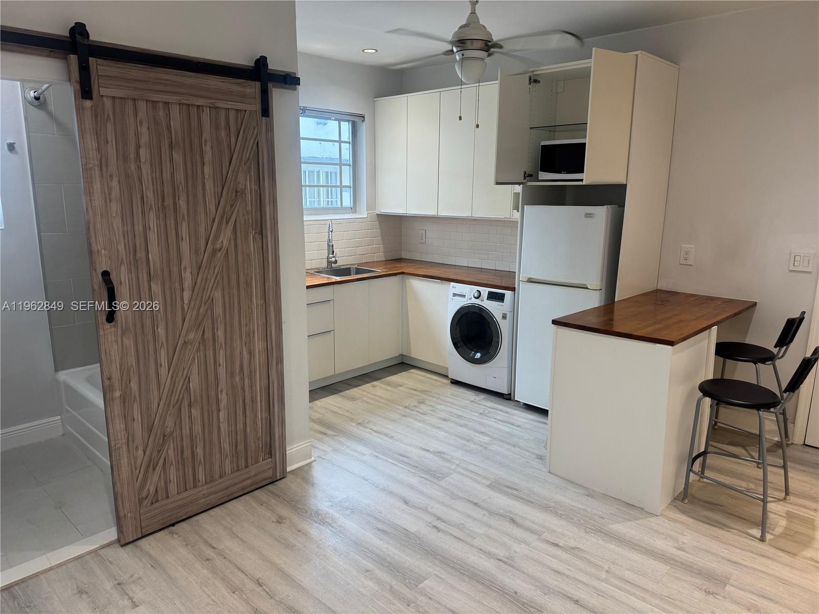 637 12th St #6 Miami Beach, FL 33139