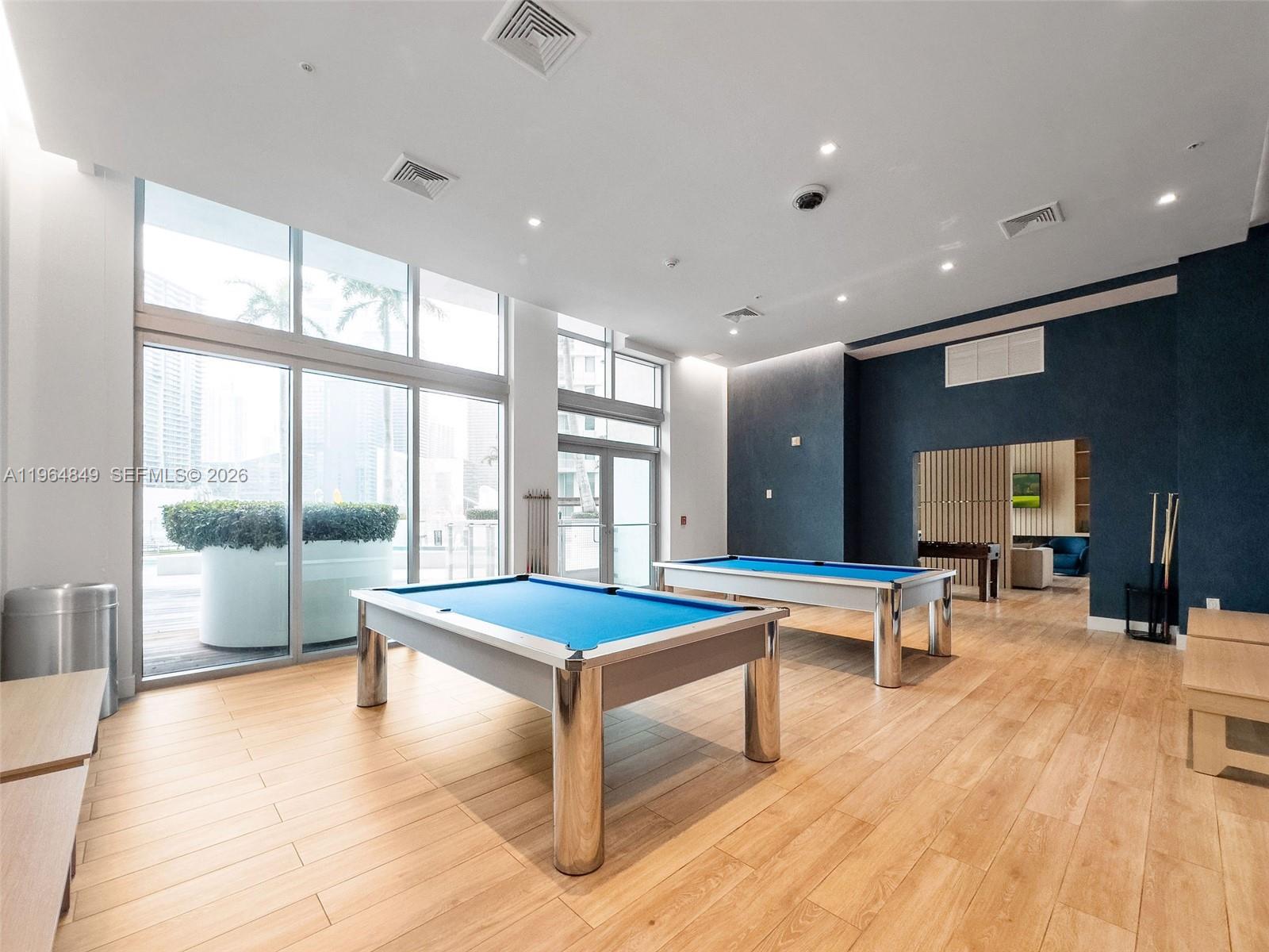 image The Ivy at Riverfront19