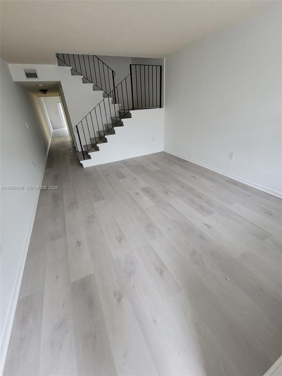 1624 NE 151st St #1624