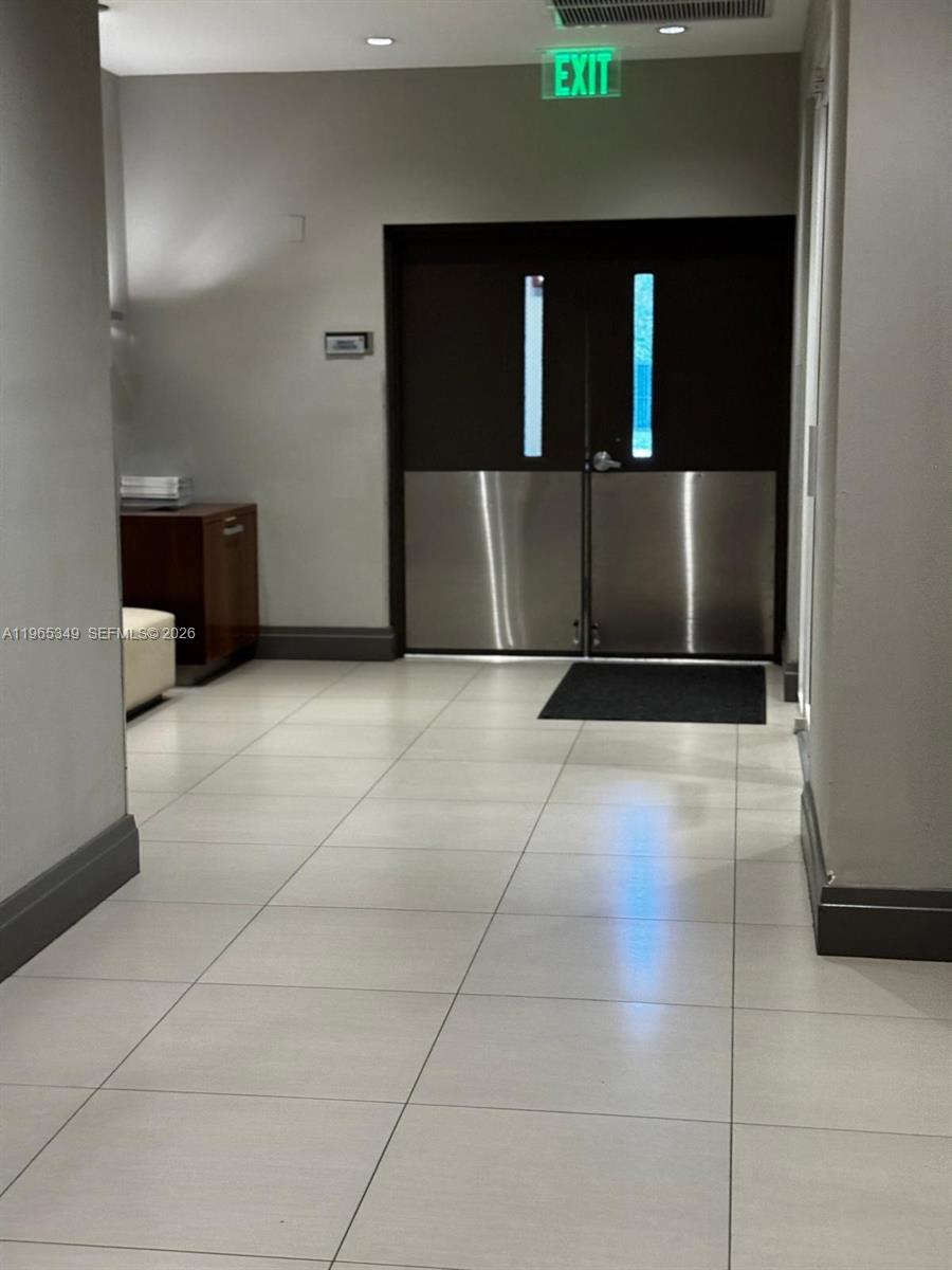 2525 SW 3rd Ave #903 Miami, FL 33129