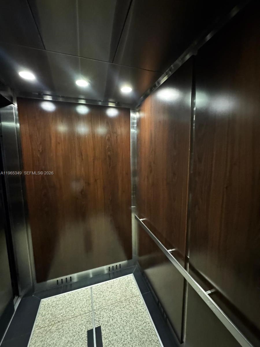 2525 SW 3rd Ave #903 Miami, FL 33129