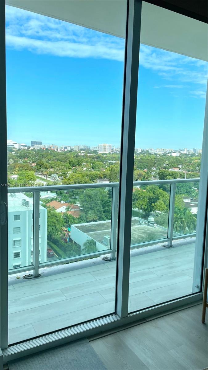 2525 SW 3rd Ave #903 Miami, FL 33129