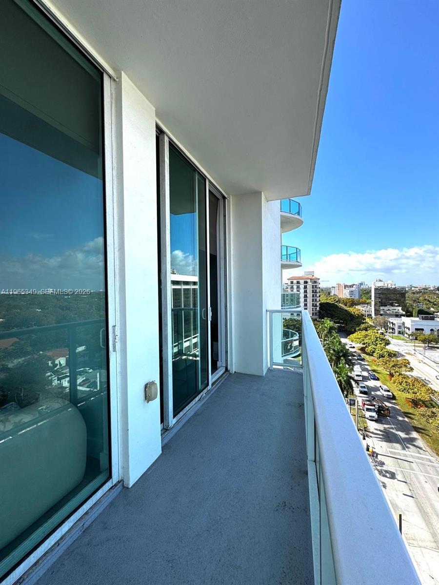 2525 SW 3rd Ave #903 Miami, FL 33129