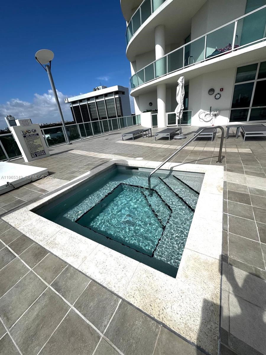 2525 SW 3rd Ave #903 Miami, FL 33129