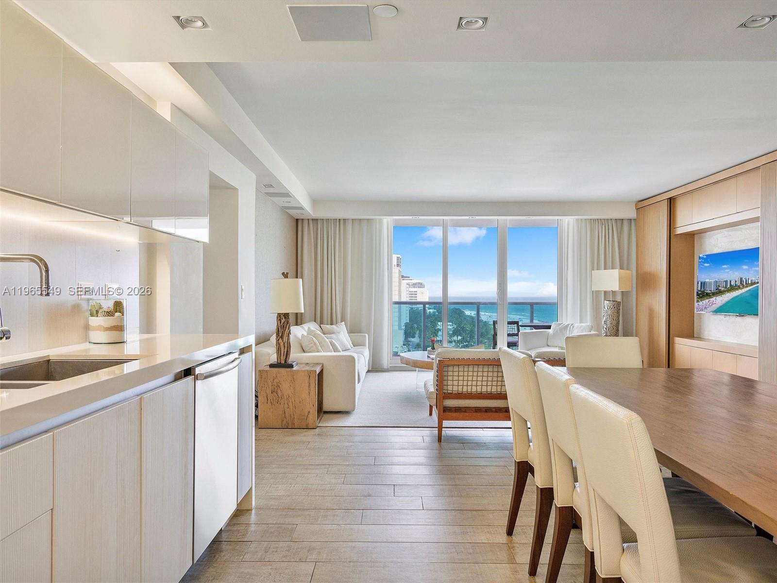 image 1 Hotel & Homes South Beach11