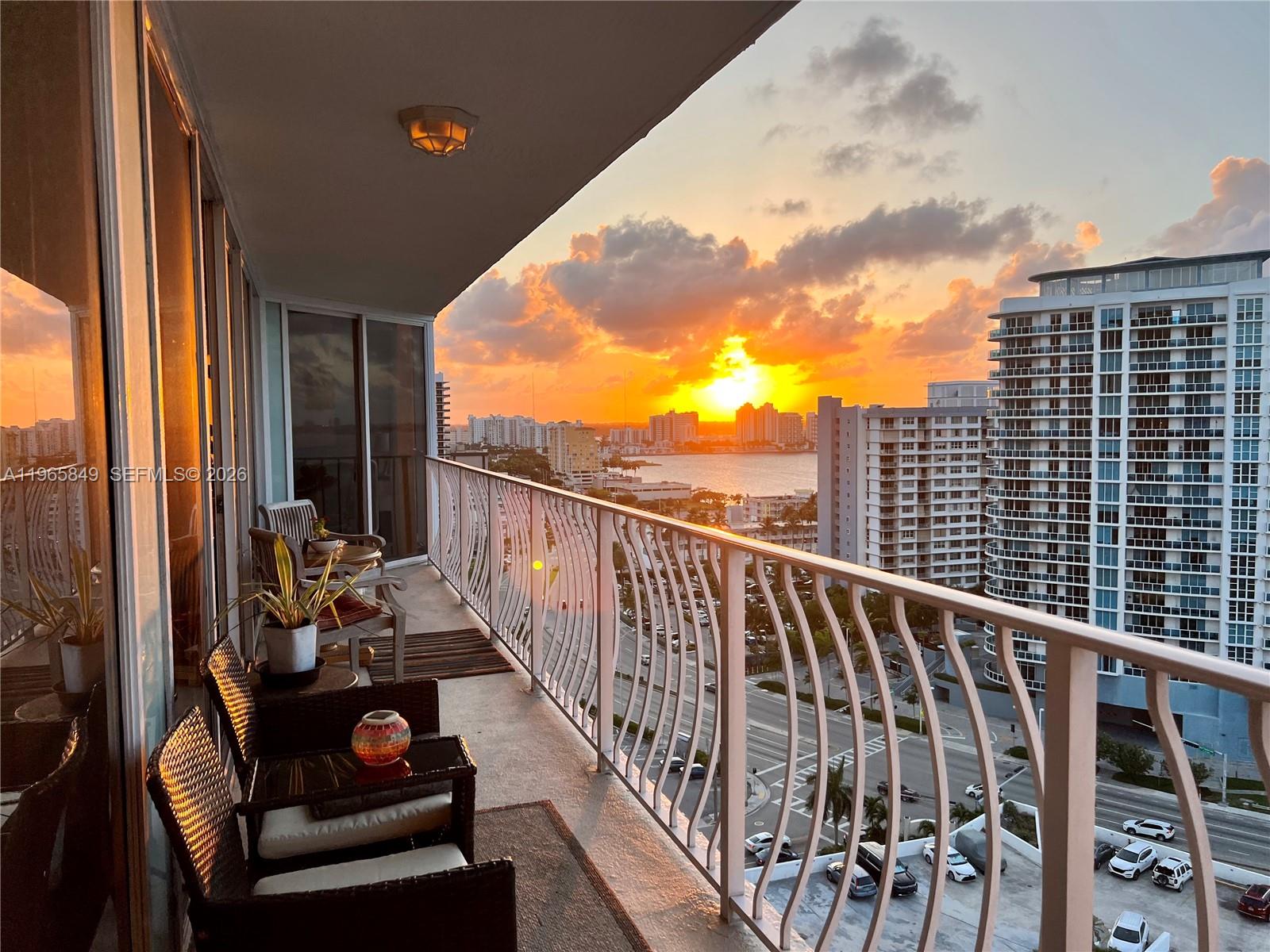 7601 E Treasure Dr #1817