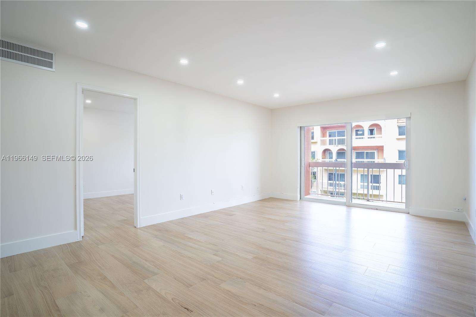 7720 Camino Real #E-307