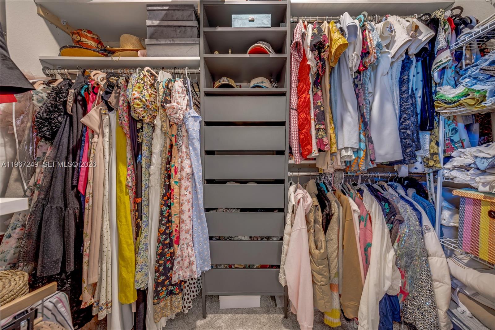 2454 Primrose Pl Oakland Park, FL 33309