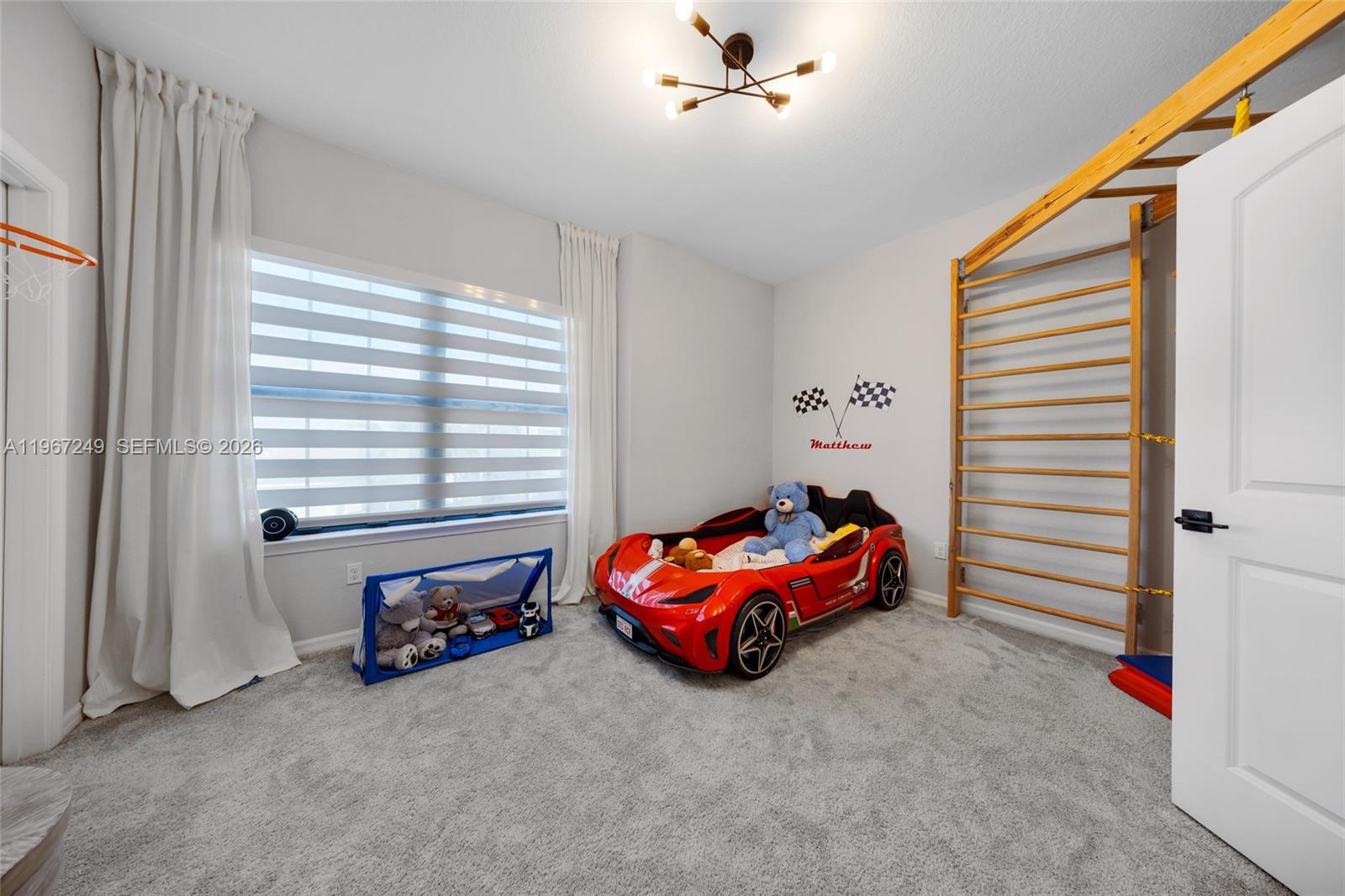 2454 Primrose Pl Oakland Park, FL 33309