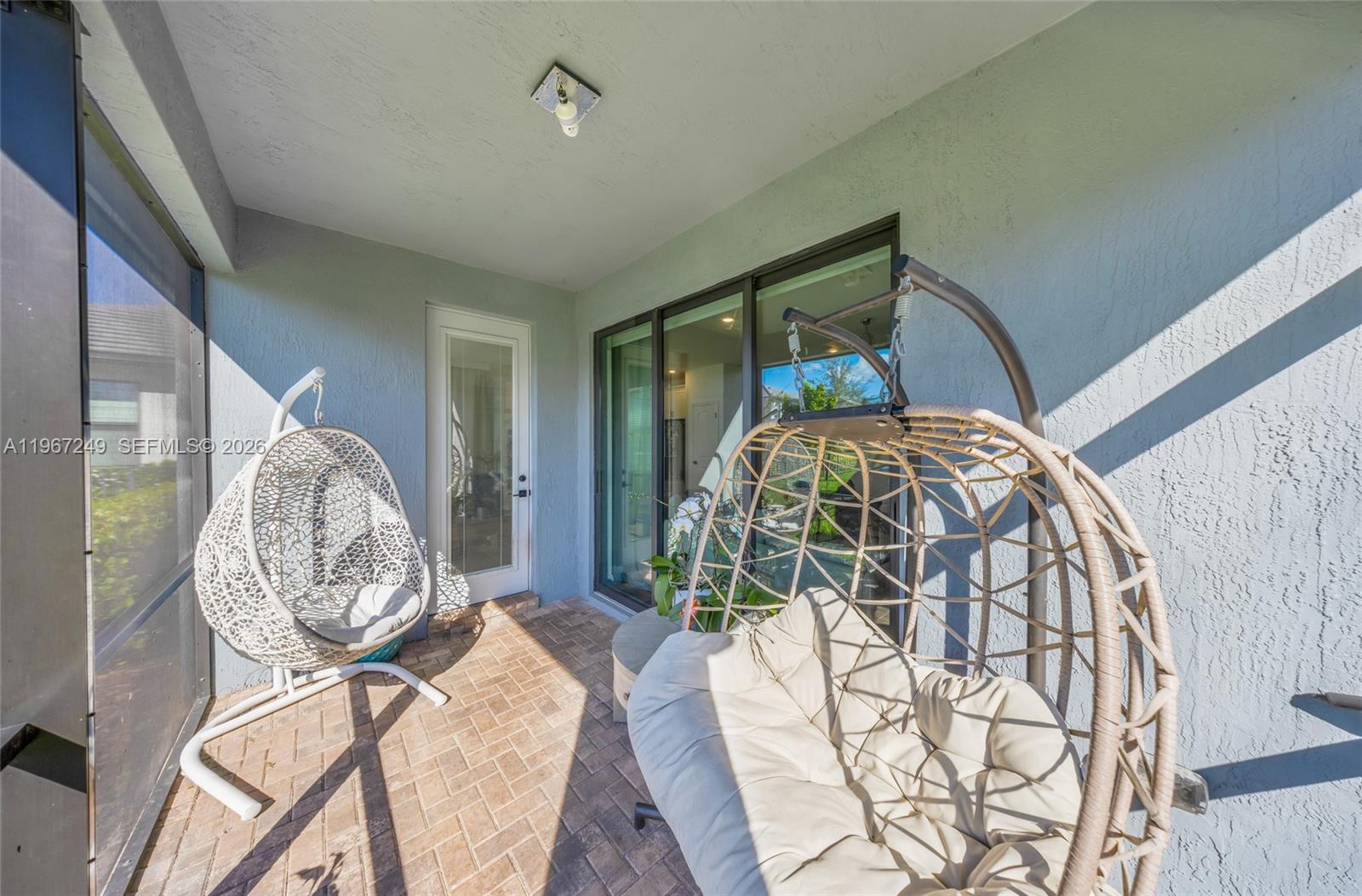 2454 Primrose Pl Oakland Park, FL 33309