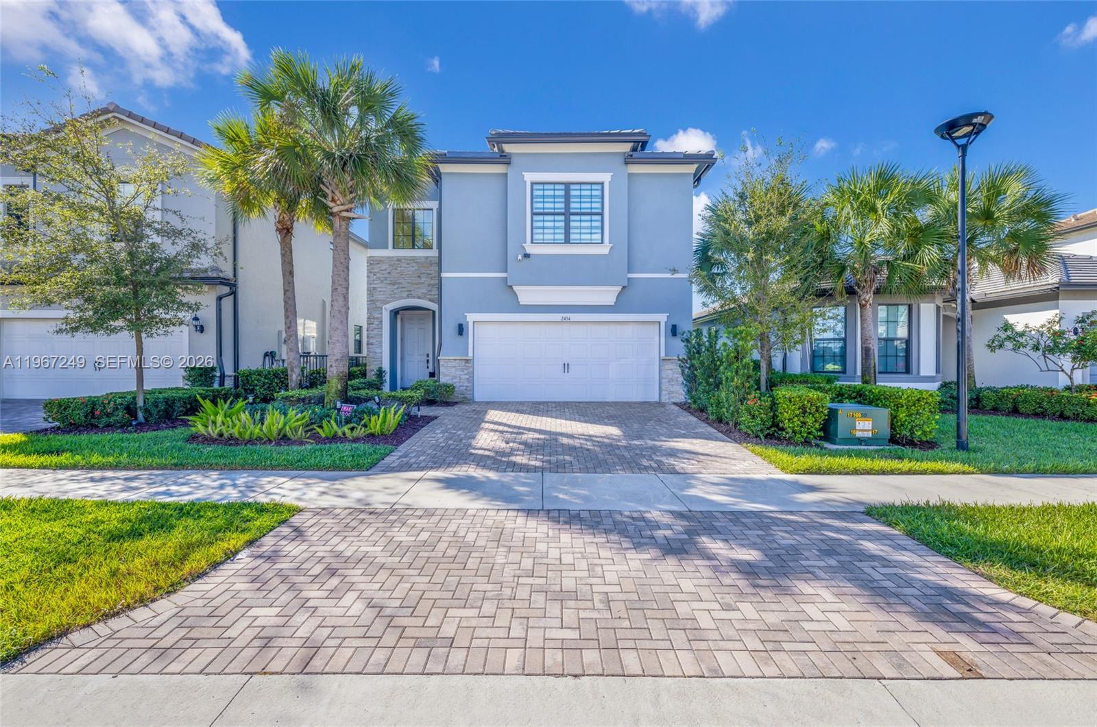 2454 Primrose Pl Oakland Park, FL 33309