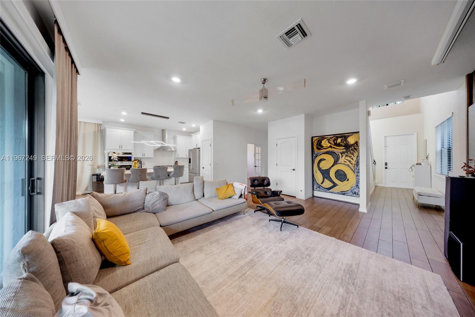 2454 Primrose Pl Oakland Park, FL 33309