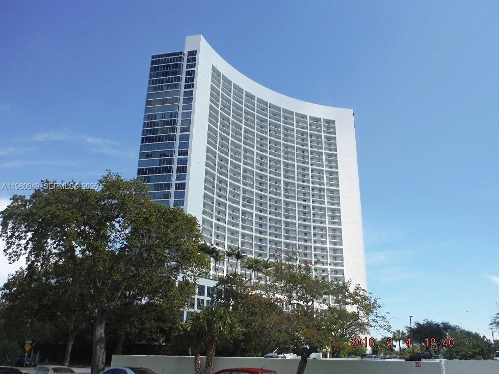 image Blue on the Bay17