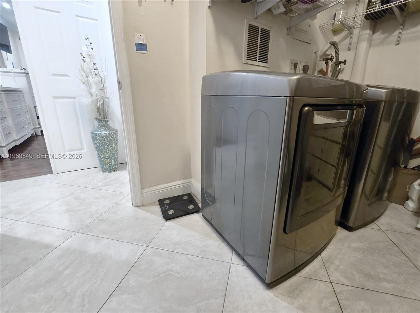 300 NW 77th Way Pembroke Pines, FL 33024