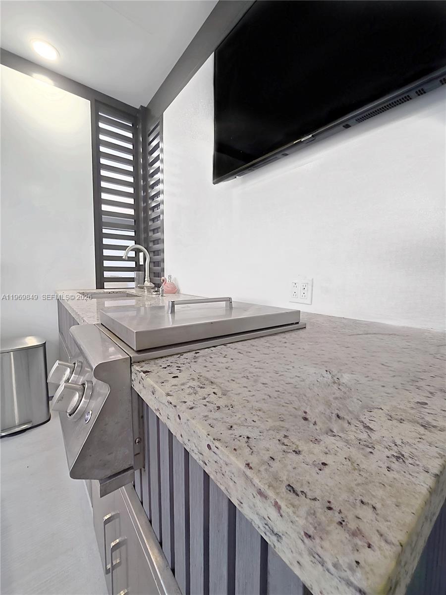 300 NW 77th Way Pembroke Pines, FL 33024