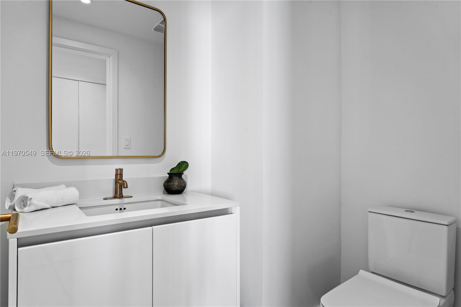 image Mr C Residence Coconut12