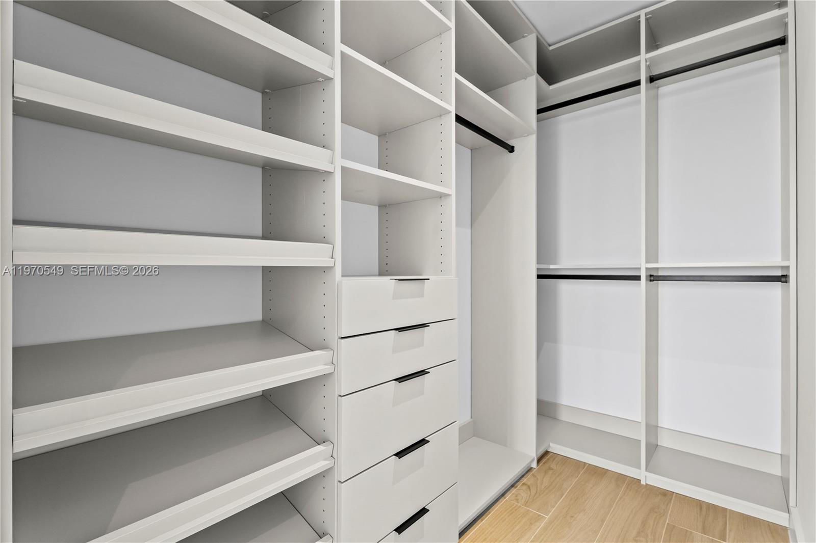 image Mr C Residence Coconut13