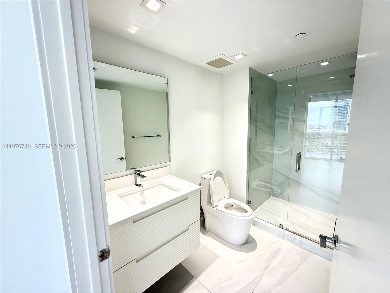 image Beach Club 111