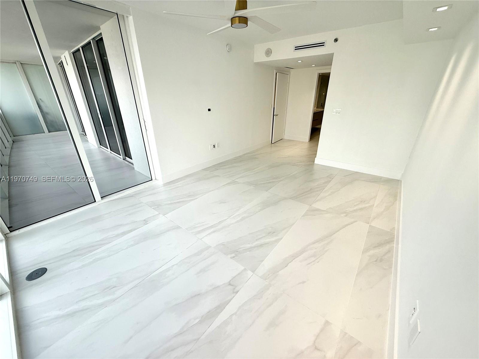 1850 S Ocean Dr #1808 Hallandale Beach, FL 33009