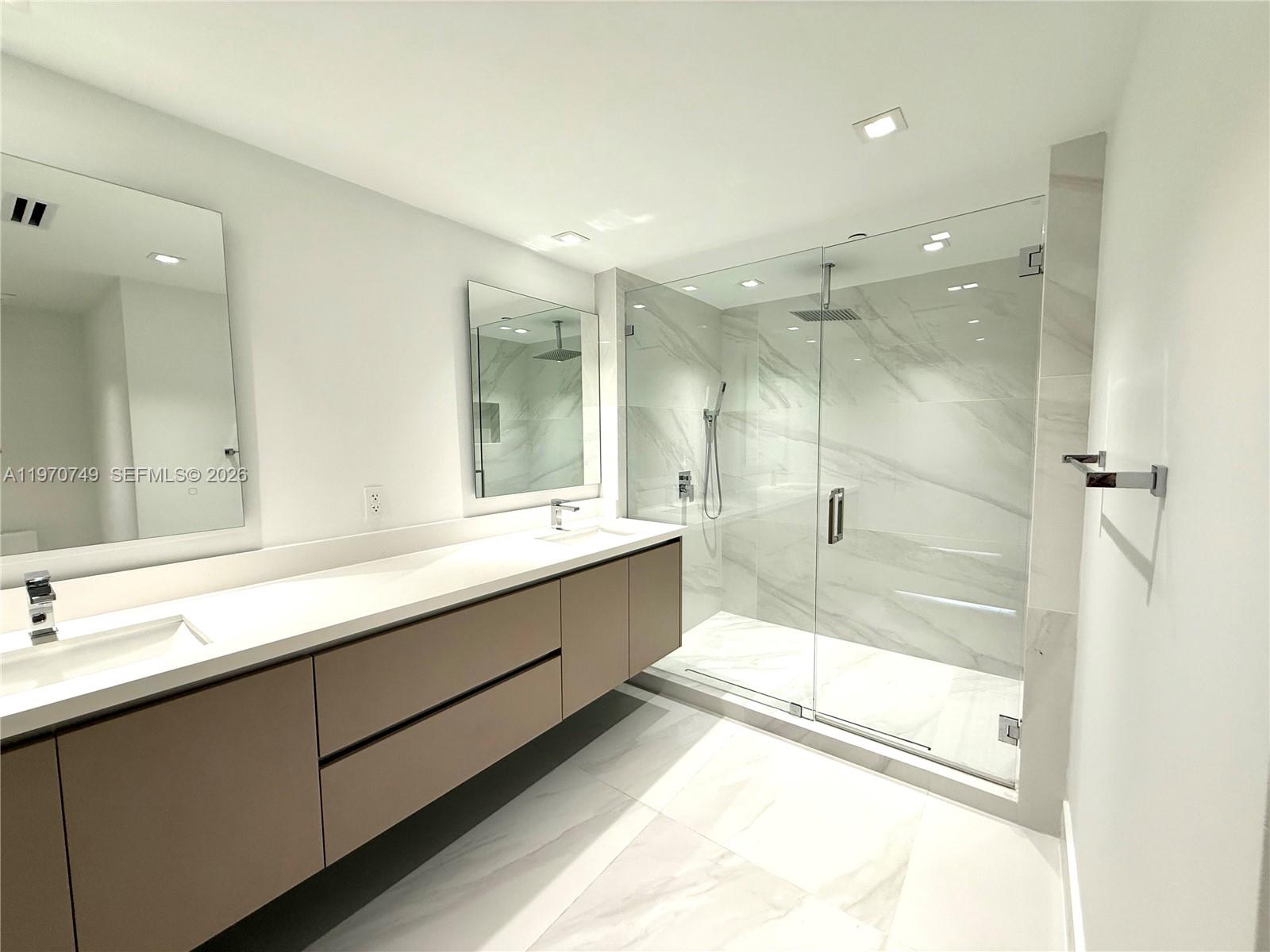 1850 S Ocean Dr #1808 Hallandale Beach, FL 33009