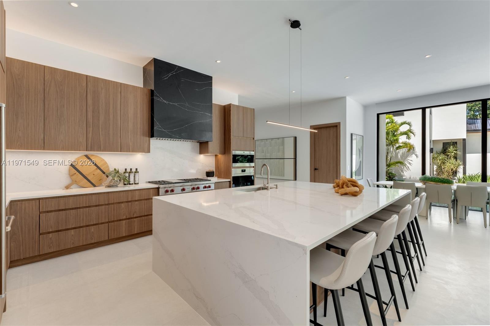 6730 SW 115th St Pinecrest, FL 33156