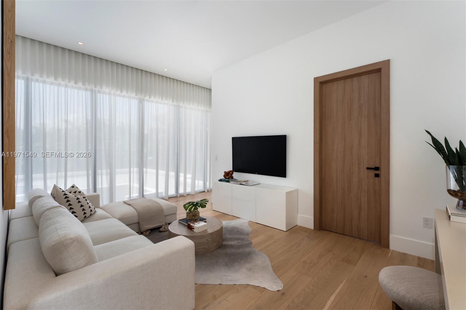 6730 SW 115th St Pinecrest, FL 33156