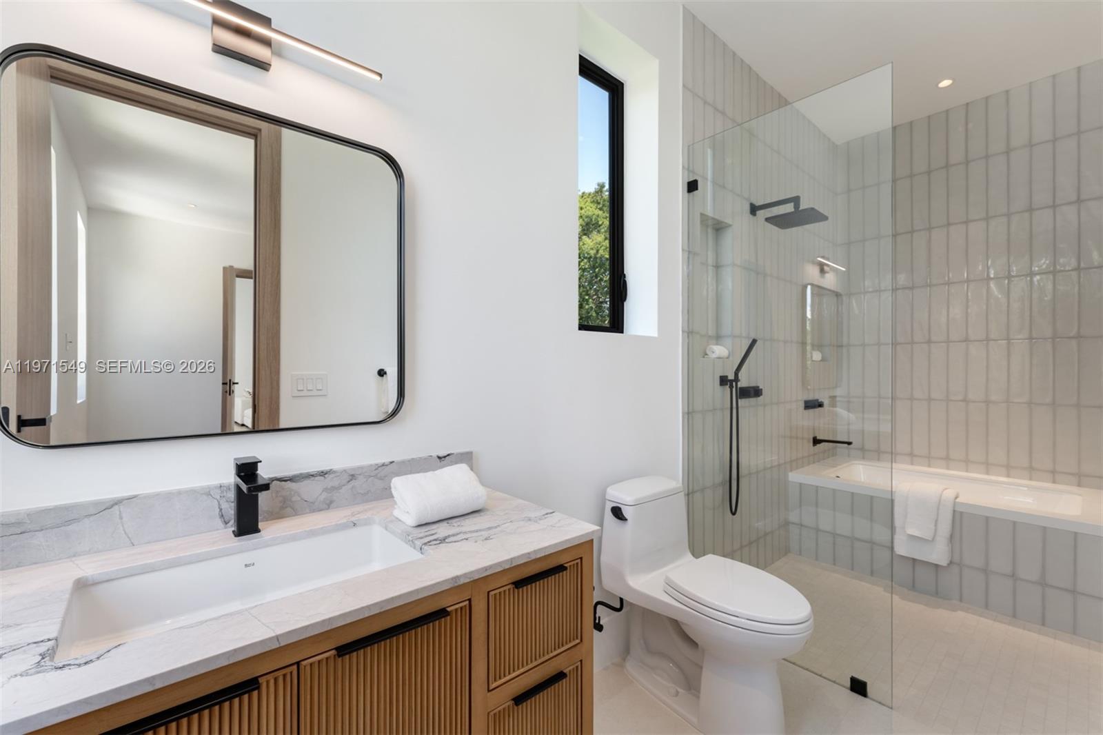 6730 SW 115th St Pinecrest, FL 33156