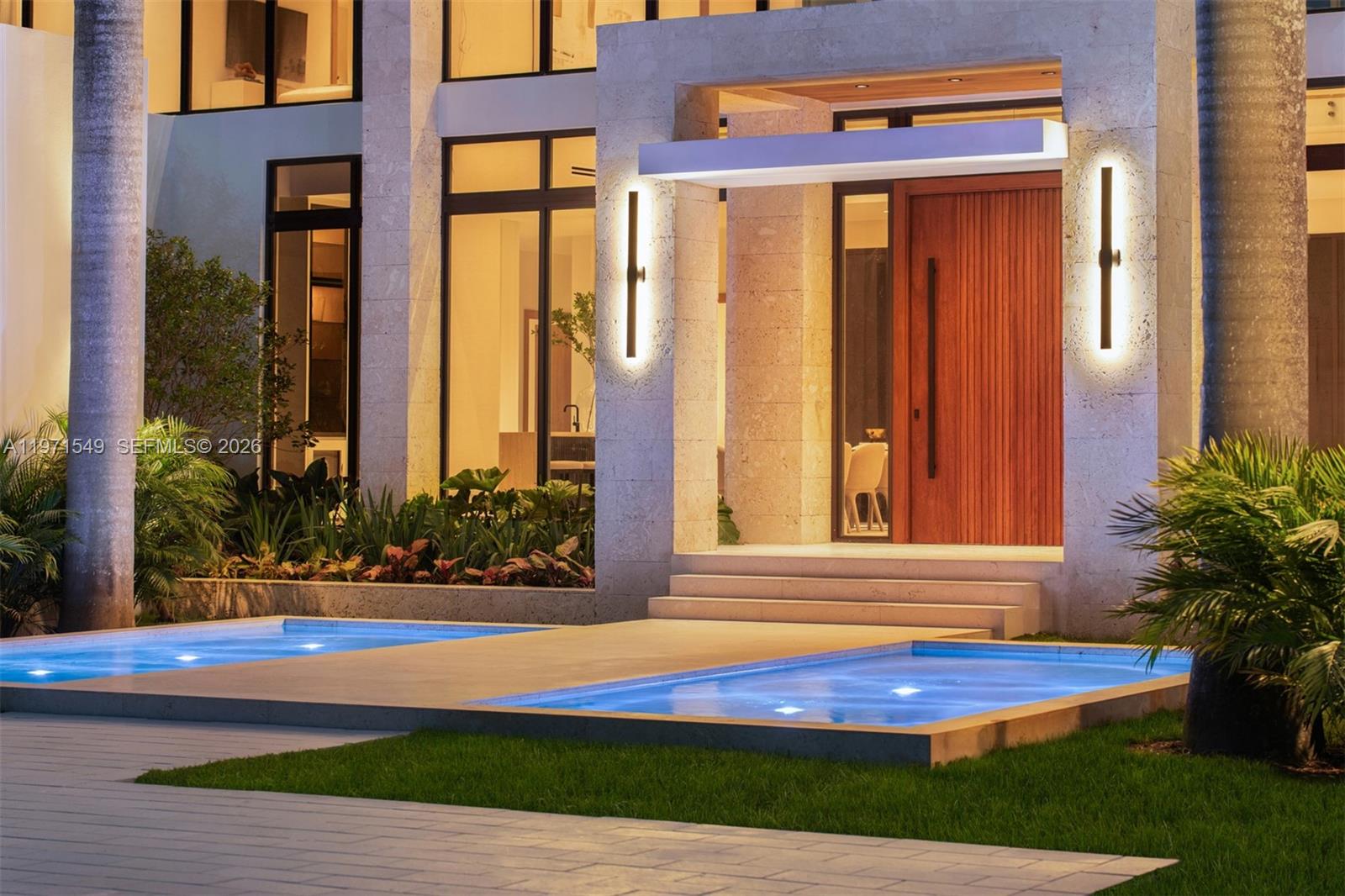 6730 SW 115th St Pinecrest, FL 33156