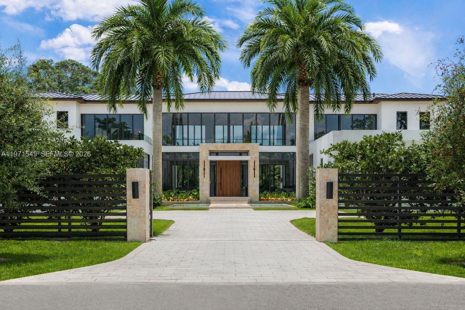 6730 SW 115th St Pinecrest, FL 33156