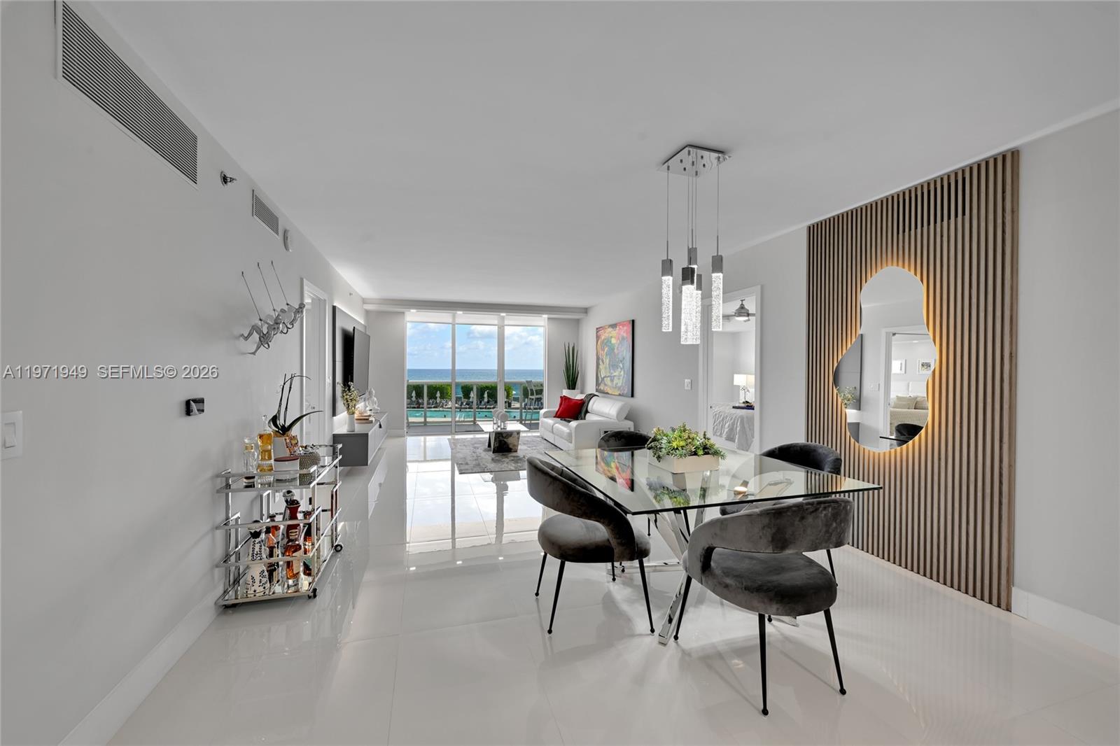 image Beach Club Iii3