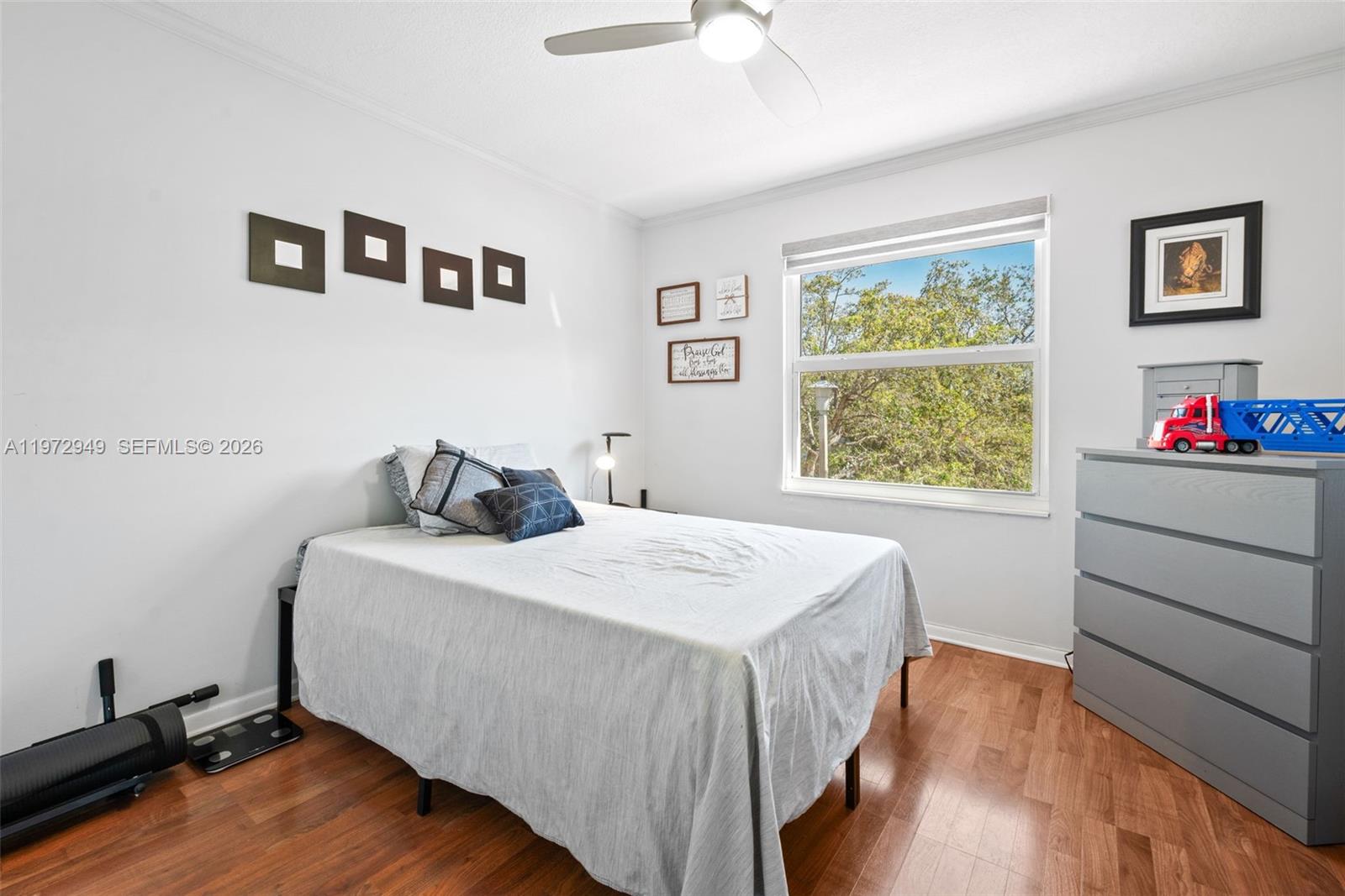 1026 SW 180th Ter Pembroke Pines, FL 33029