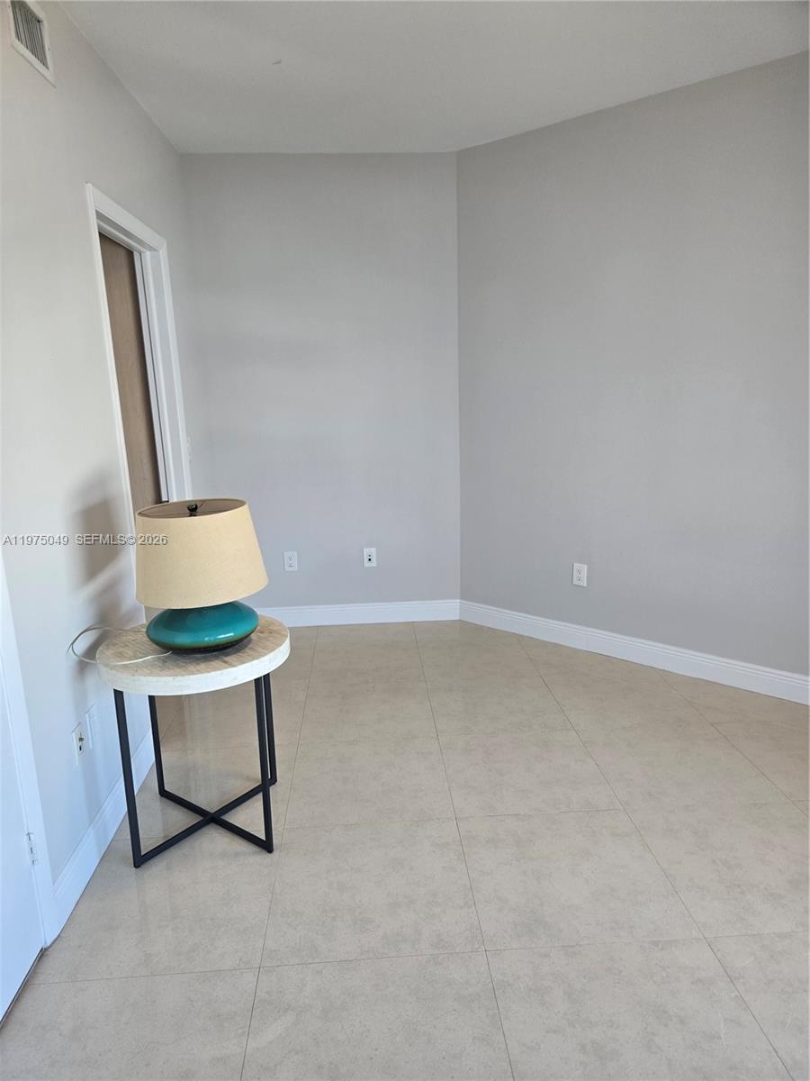 350 S Miami Ave #3507 Miami, FL 33130