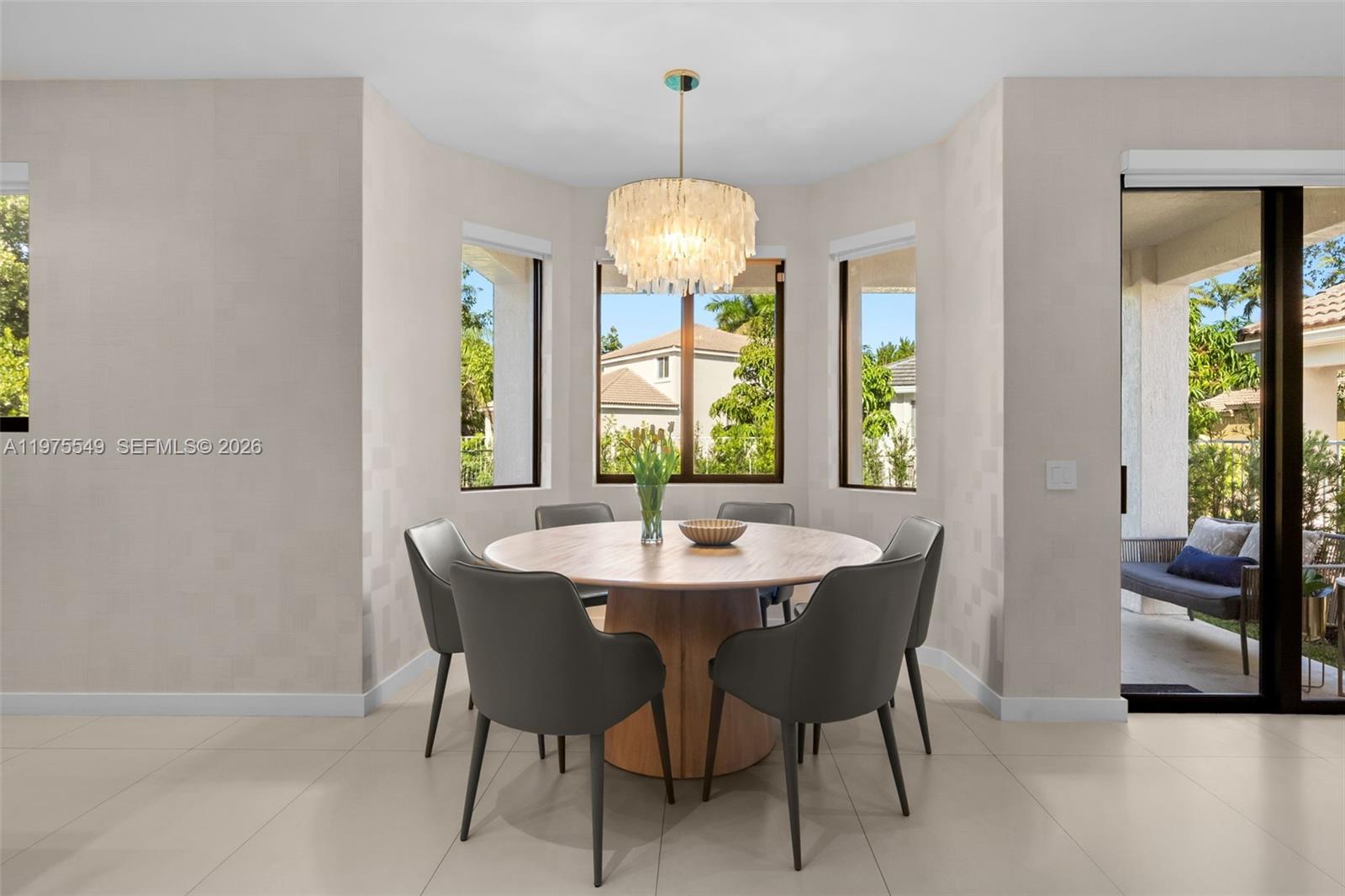 1077 Golden Cane Dr Weston, FL 33327