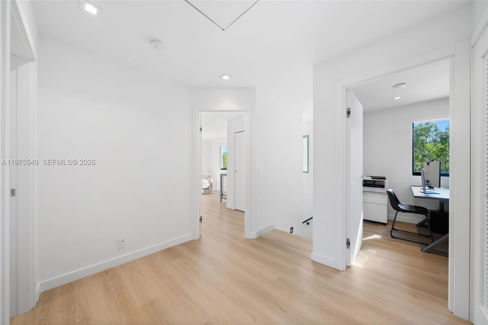 1077 Golden Cane Dr Weston, FL 33327