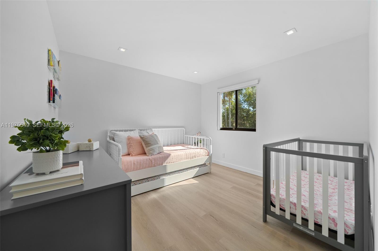 1077 Golden Cane Dr Weston, FL 33327