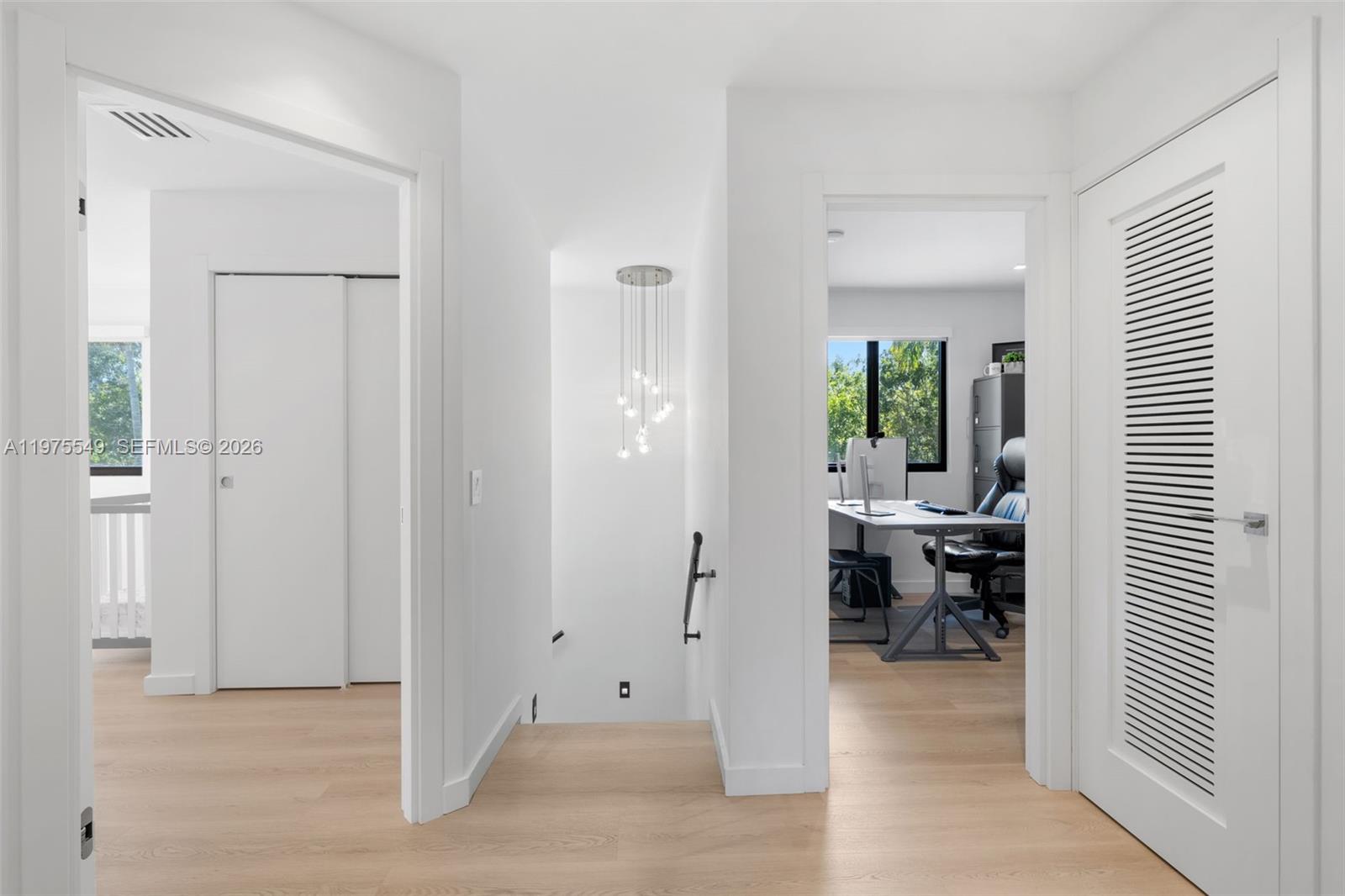 1077 Golden Cane Dr Weston, FL 33327