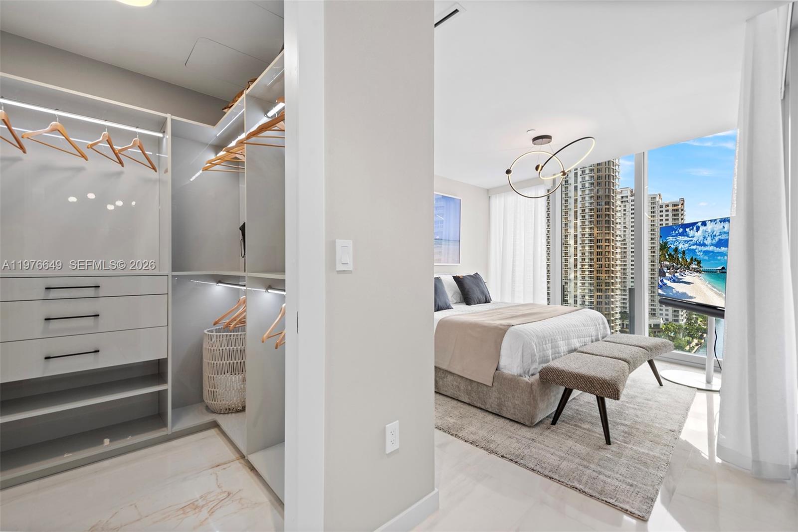 300 Biscayne Blvd Way #1605 Miami, FL 33131