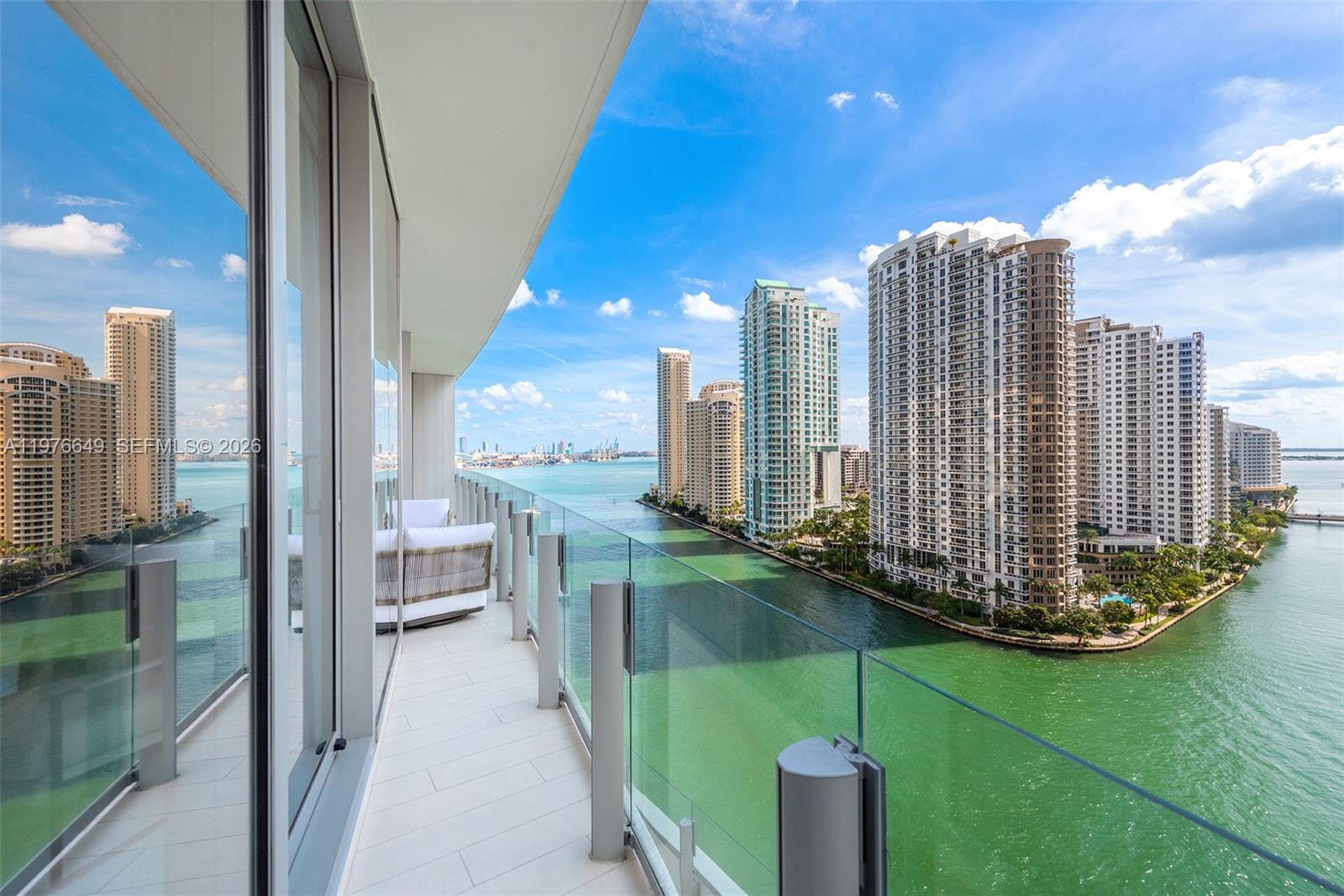 300 Biscayne Blvd Way #1605 Miami, FL 33131