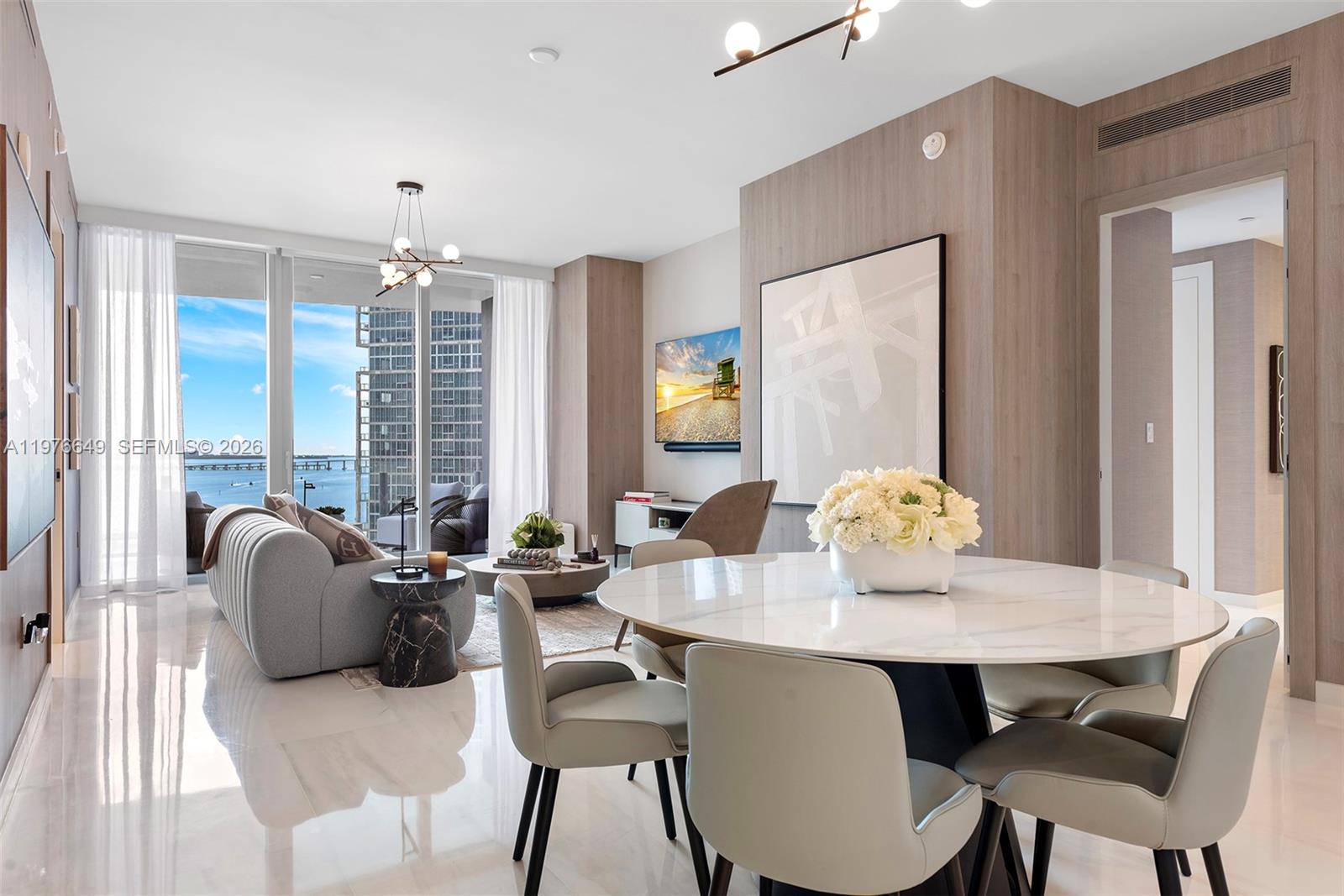 300 Biscayne Blvd Way #1605 Miami, FL 33131