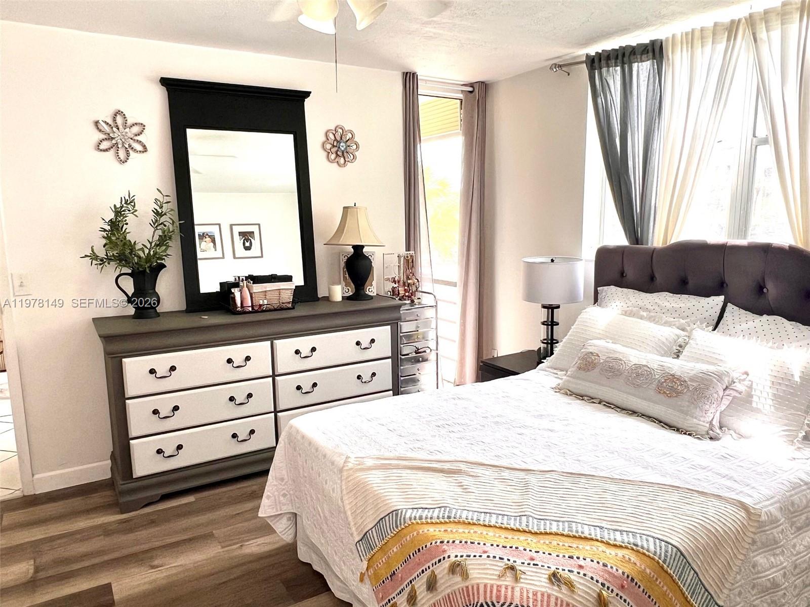 2811 Somerset Dr #211 Lauderdale Lakes, FL 33311