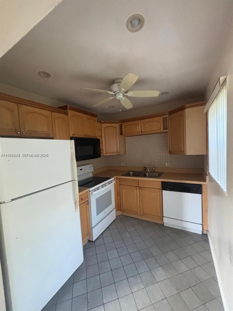 280 N Northampton #N West Palm Beach, FL 33417