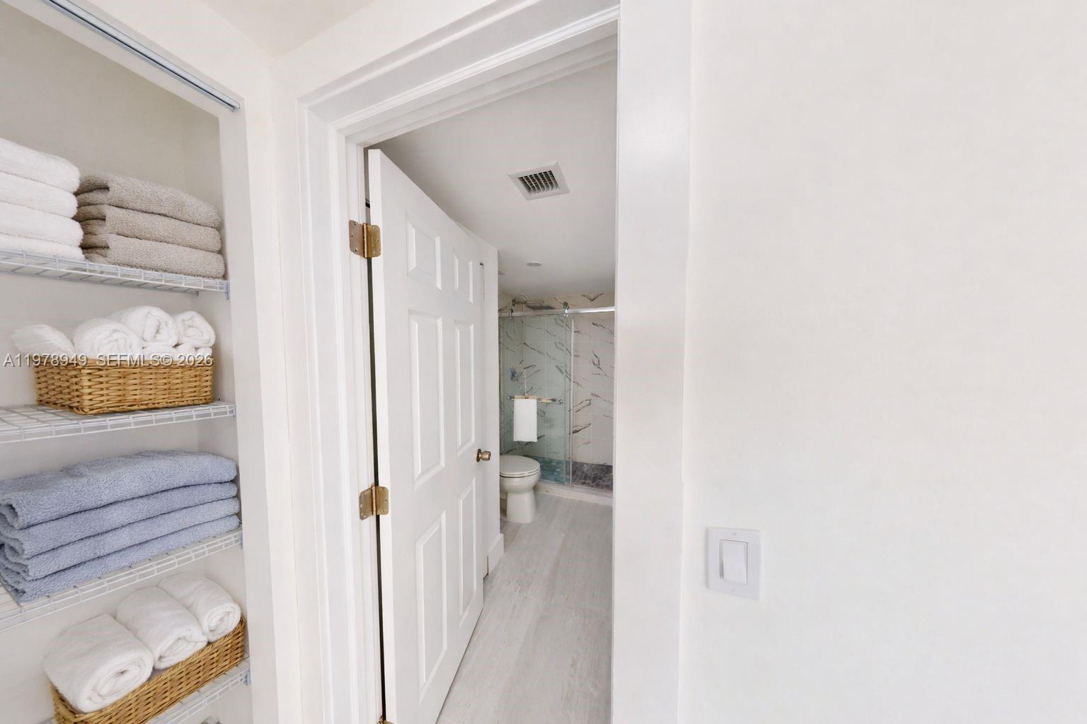 1000 W Island Blvd #1812 Aventura, FL 33160