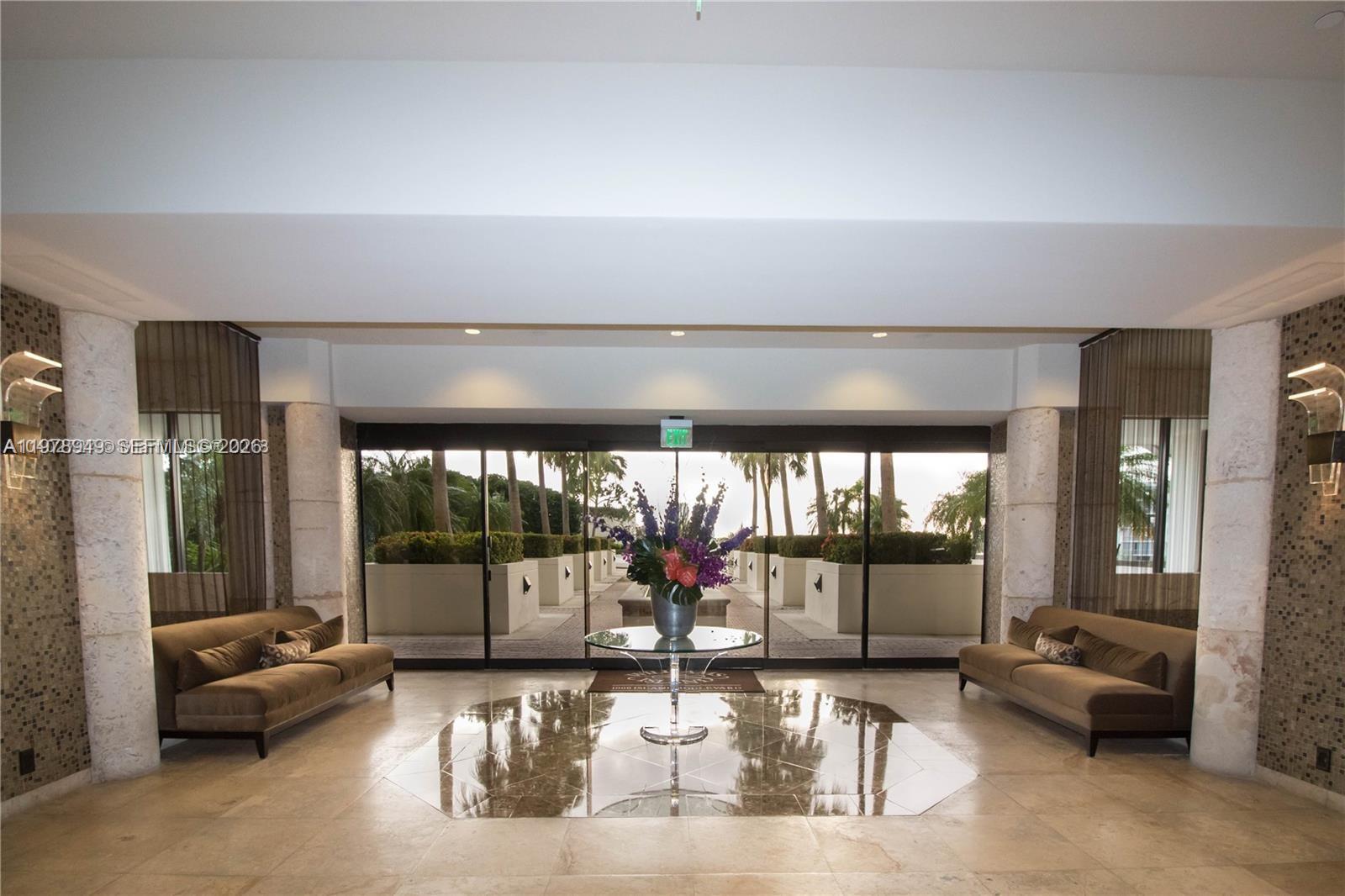 1000 W Island Blvd #1812 Aventura, FL 33160