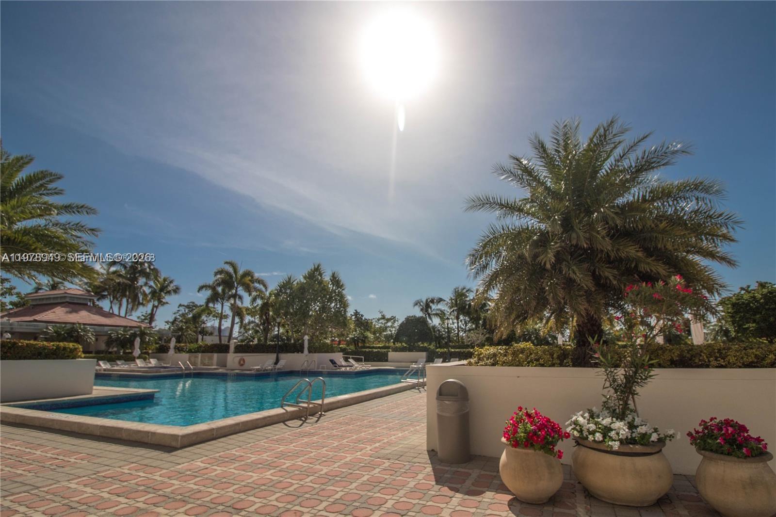 1000 W Island Blvd #1812 Aventura, FL 33160