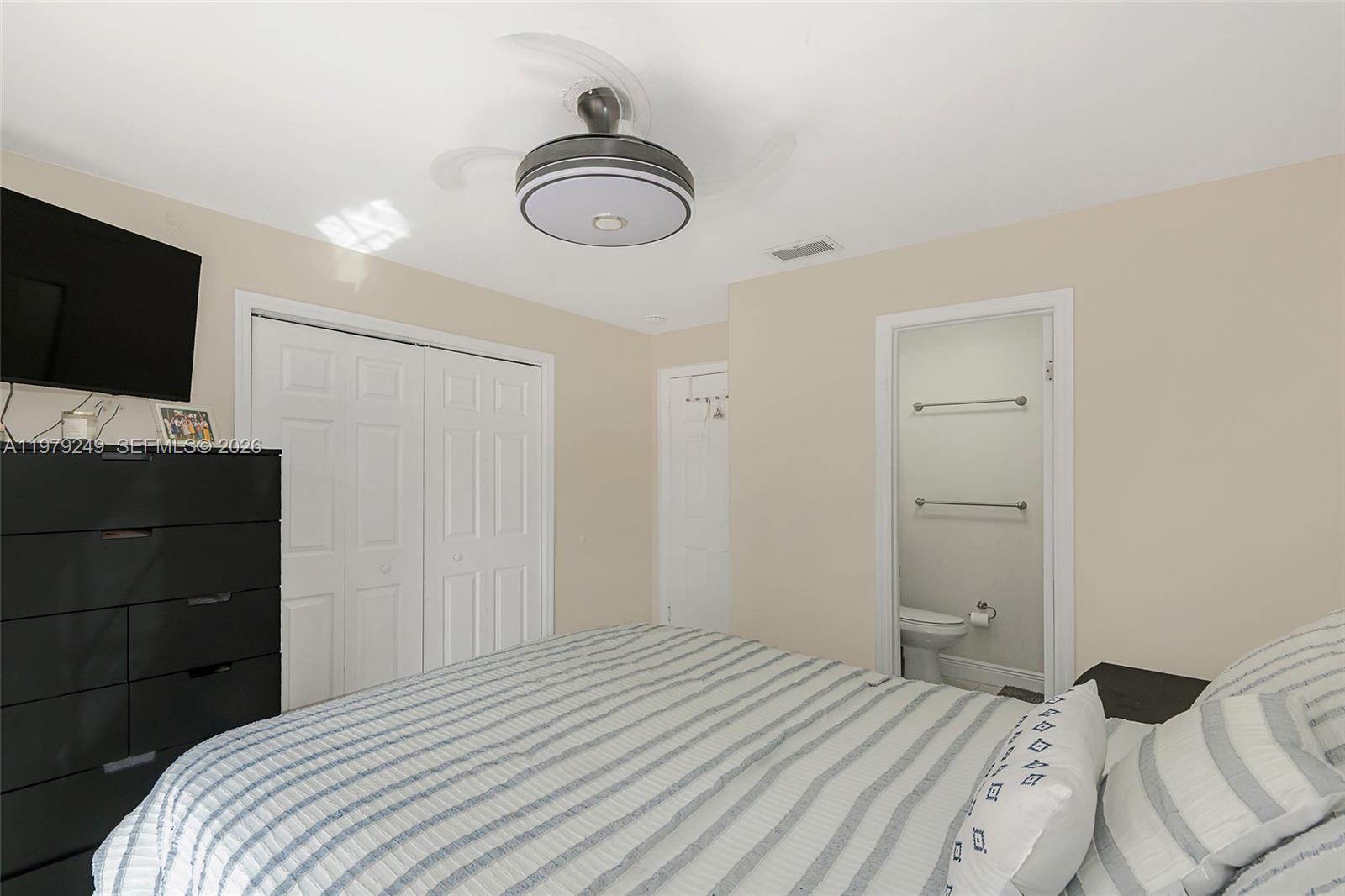 15025 SW 96th Ter Miami, FL 33196