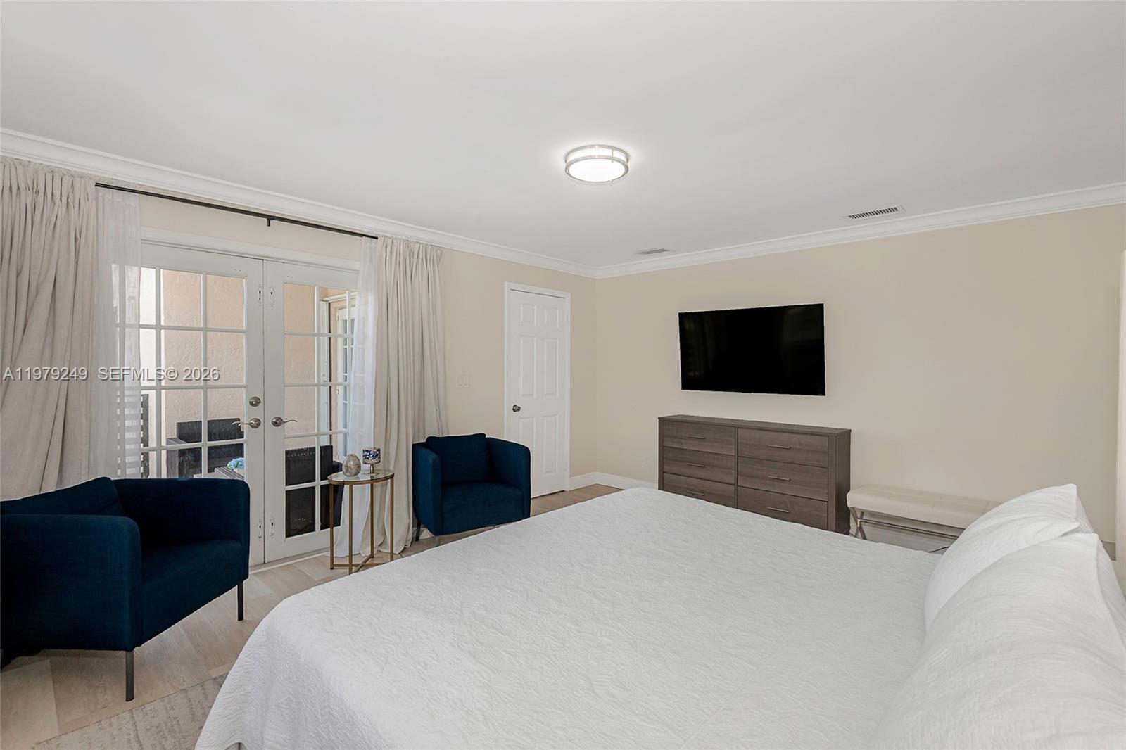 15025 SW 96th Ter Miami, FL 33196