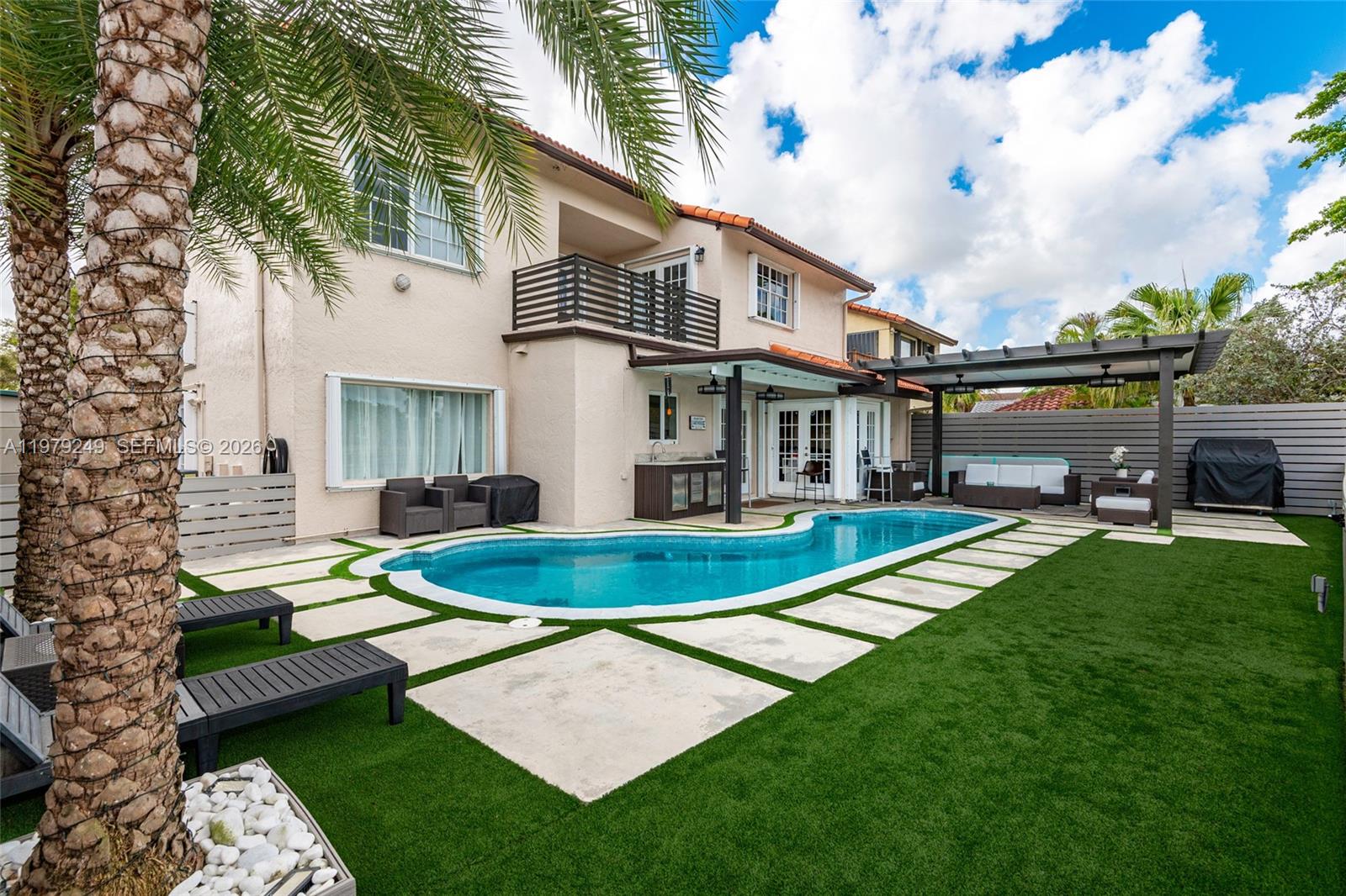 15025 SW 96th Ter Miami, FL 33196