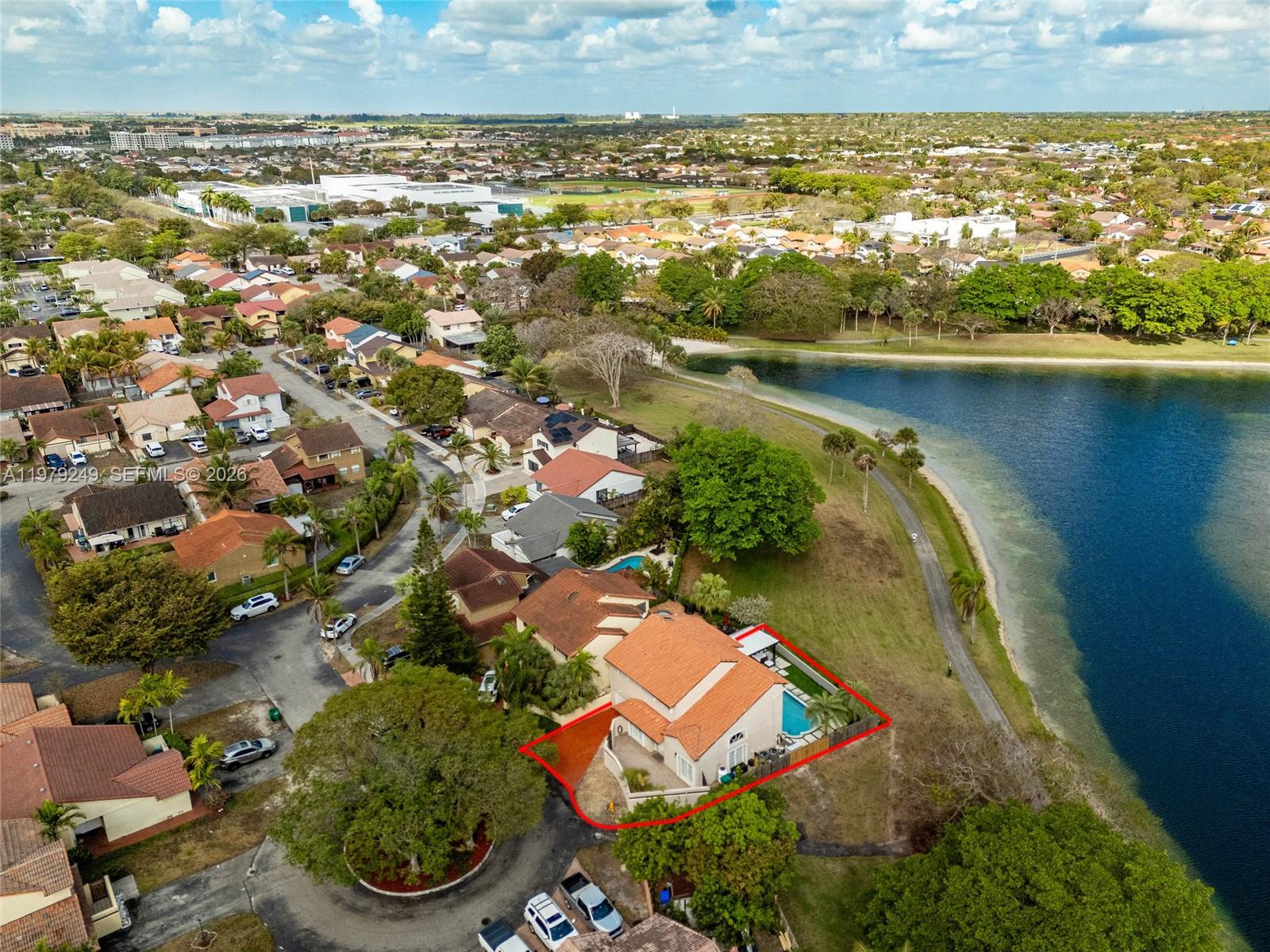 15025 SW 96th Ter Miami, FL 33196