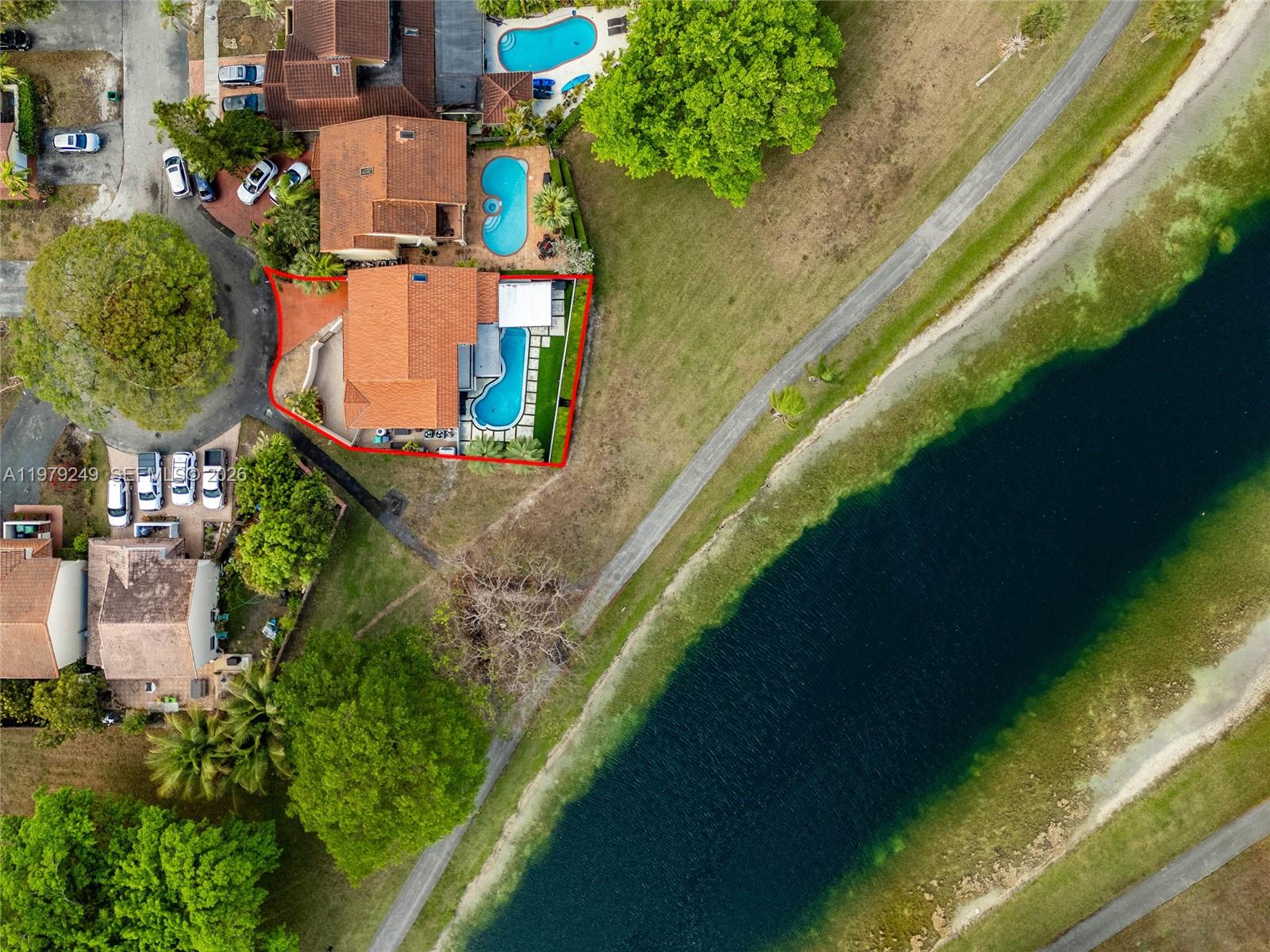 15025 SW 96th Ter Miami, FL 33196